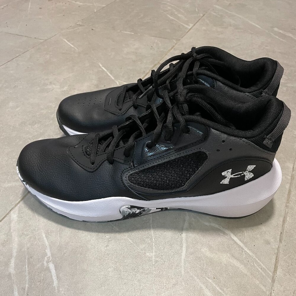 Men Basketball Shoes- Under Armour